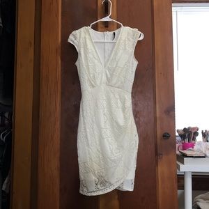 Lulu's Dresses - Lulus White lace rustic bridal dress Lulu's Dresses - Lulus White lace rustic bridal dress